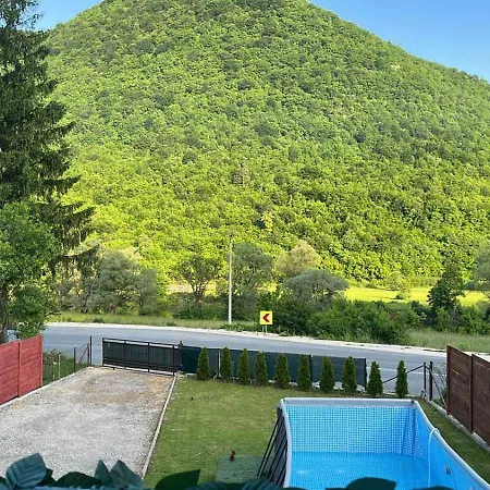 Vikendica Katarina * Sipovo